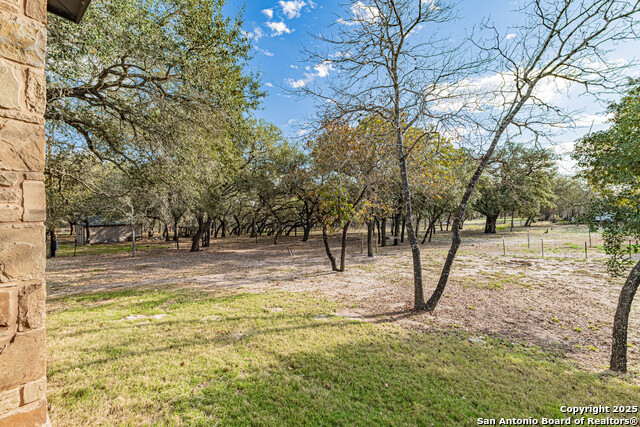 Image 34 of 44 For 140 Wood Valley