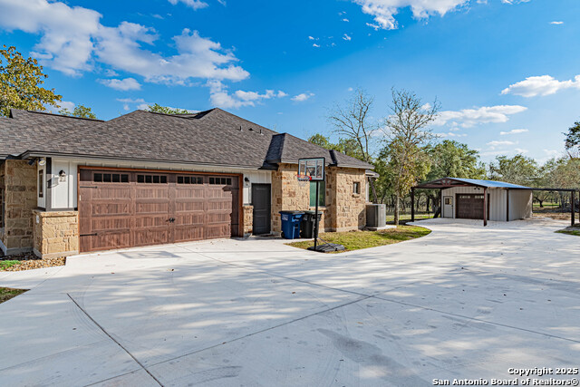 Image 37 of 44 For 140 Wood Valley