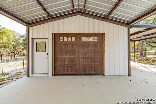 Image 41 of 44 For 140 Wood Valley