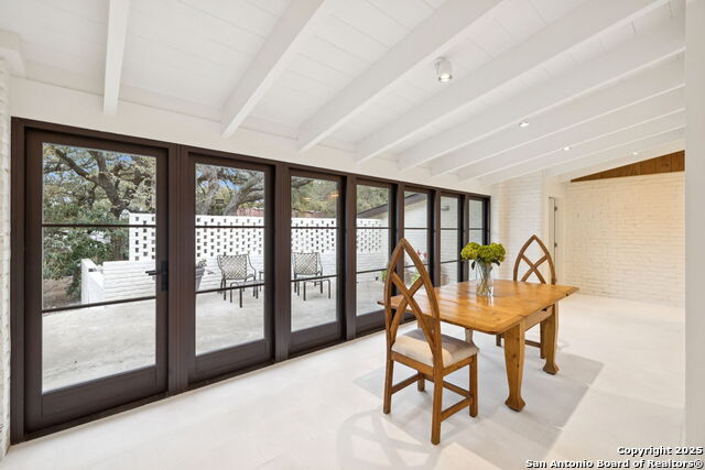 Listing photo id 22 for 510 Lamont  