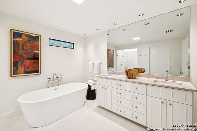 Listing photo id 30 for 510 Lamont  