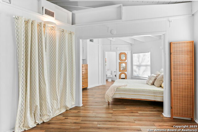 Image 27 of 50 For 1433 Riviera