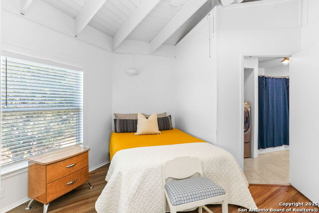 Image 28 of 50 For 1433 Riviera