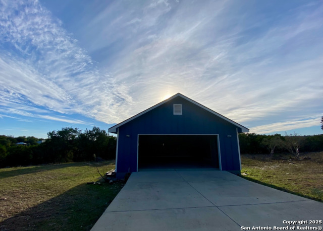 Image 19 of 20 For 228 Highland Woods