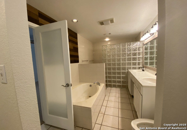 Image 8 of 20 For 228 Highland Woods