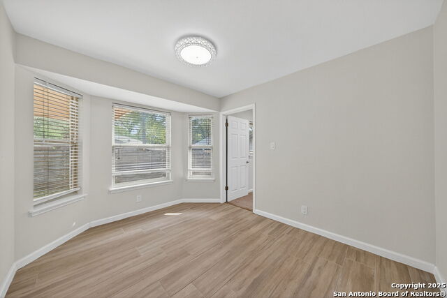 Image 14 of 29 For 210 Sandhill