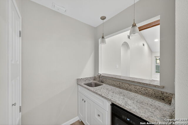 Image 18 of 29 For 210 Sandhill