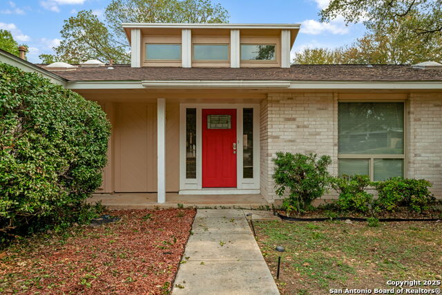 Image 4 of 29 For 210 Sandhill