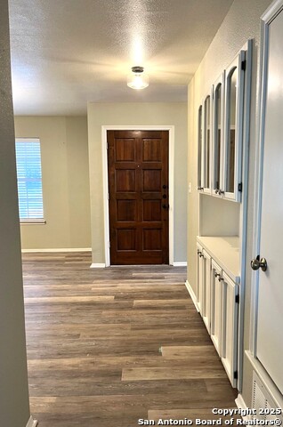 Image 2 of 19 For 14106 Susancrest