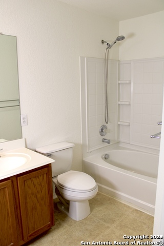 Image 15 of 38 For 26619 Redstone