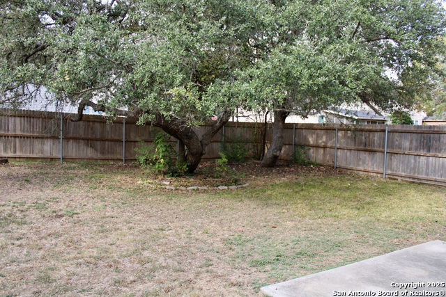 Image 32 of 38 For 26619 Redstone