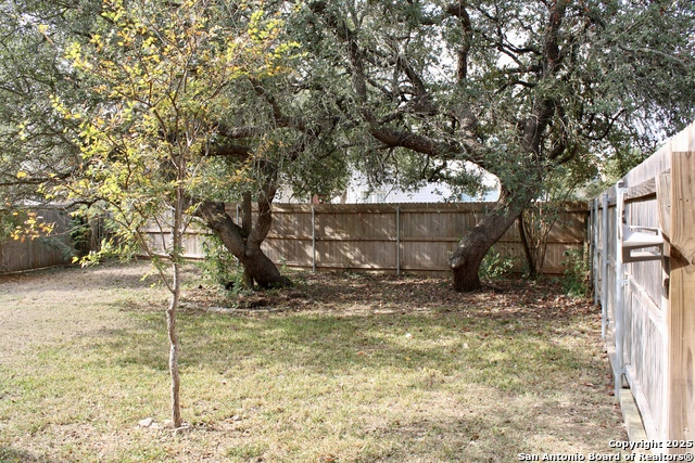 Image 36 of 38 For 26619 Redstone