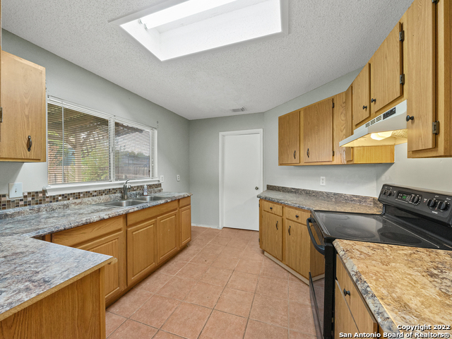 Image 12 of 29 For 7623 Branston