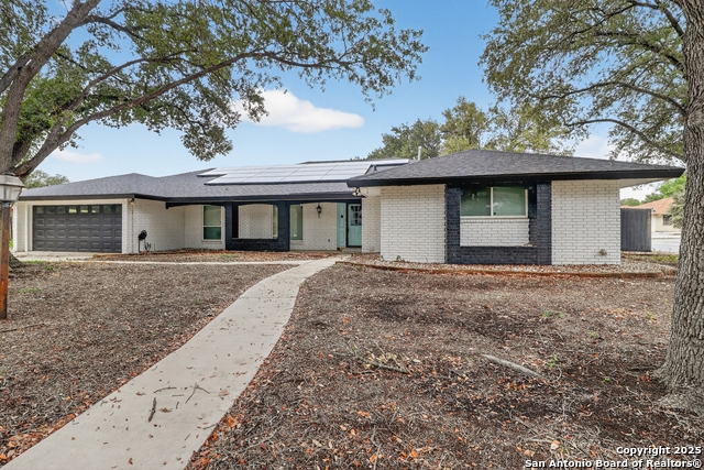 Details for 421 Candleglo, Windcrest, TX 78239