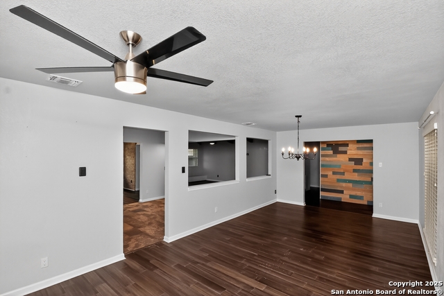 Image 11 of 30 For 421 Candleglo