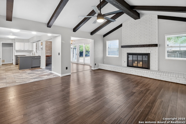 Image 15 of 30 For 421 Candleglo