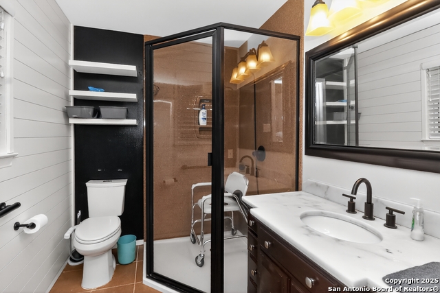 Image 23 of 30 For 421 Candleglo