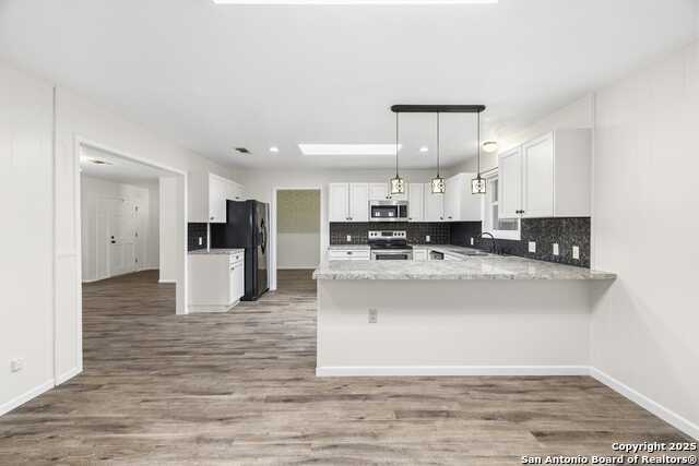 Listing photo id 6 for 205 Wild Timber