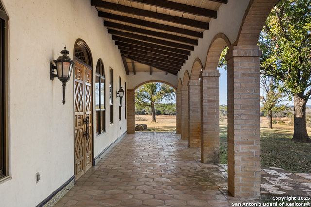 Image 14 of 50 For 2650 Bandera Hwy E