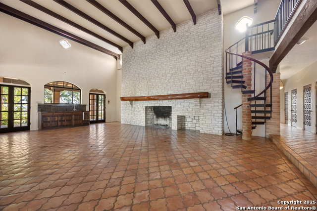 Image 27 of 50 For 2650 Bandera Hwy E