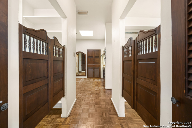 Image 41 of 50 For 2650 Bandera Hwy E