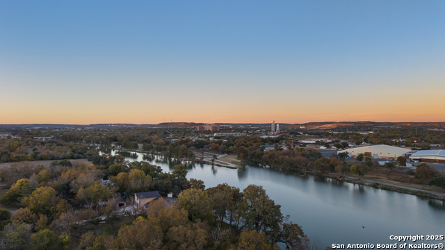 Image 5 of 50 For 2650 Bandera Hwy E