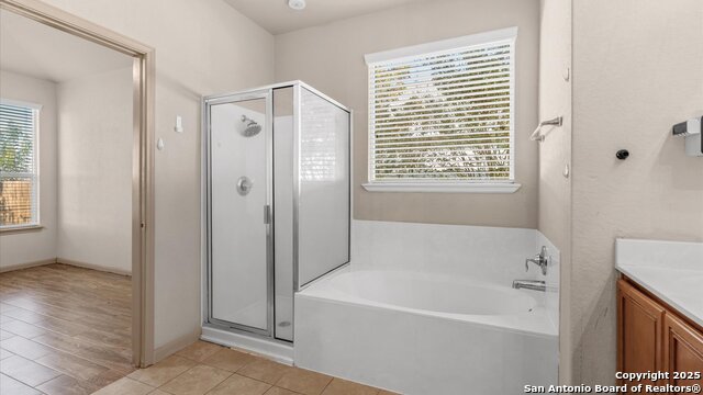 Image 12 of 28 For 843 Avery  