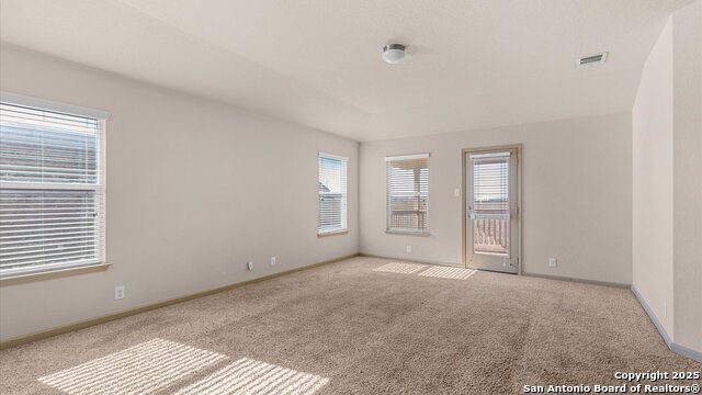 Image 14 of 28 For 843 Avery  