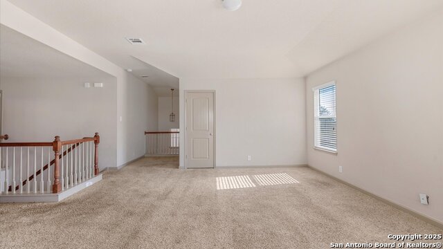 Image 16 of 28 For 843 Avery  