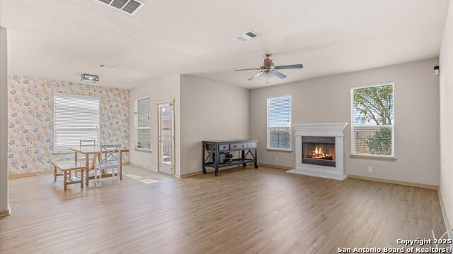 Image 4 of 28 For 843 Avery  