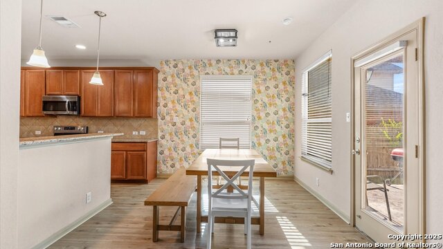 Image 6 of 28 For 843 Avery  