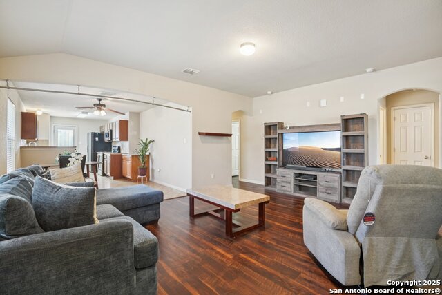 Image 6 of 28 For 9118 Everton