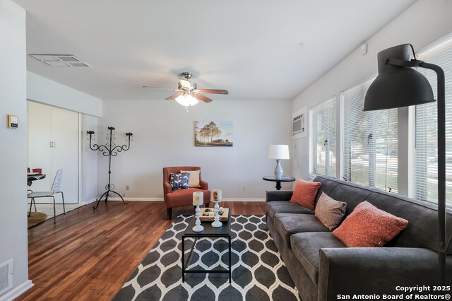 Image 2 of 12 For 418 Saratoga