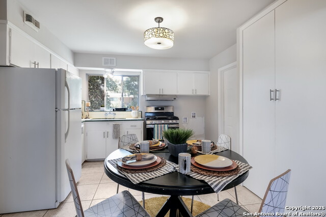 Image 5 of 12 For 418 Saratoga