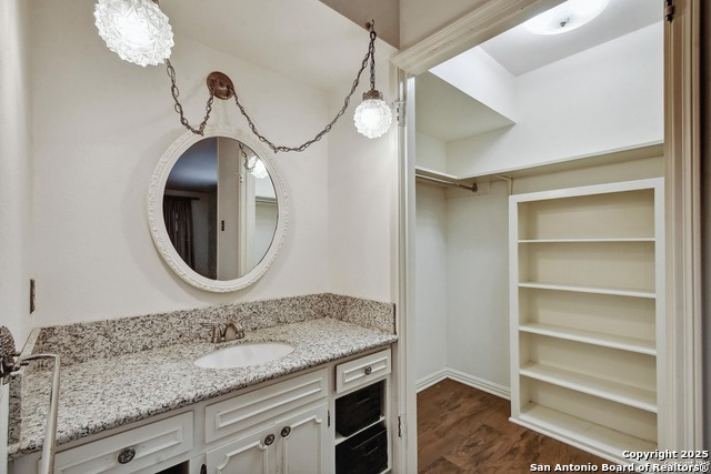 Image 17 of 24 For 11826 Petal 73