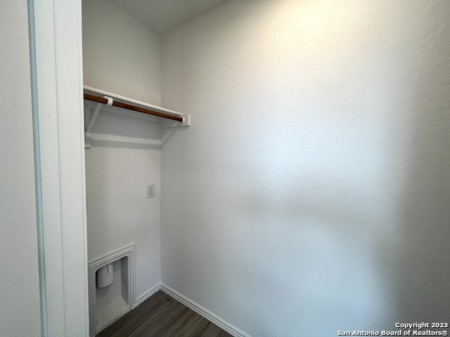 Image 19 of 21 For 10014 Ana Heights