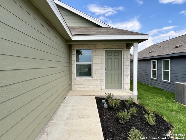 Image 2 of 21 For 10014 Ana Heights