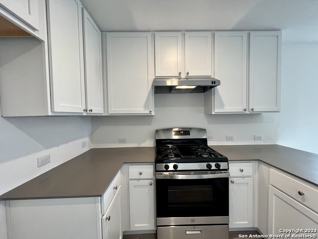 Image 9 of 21 For 10014 Ana Heights