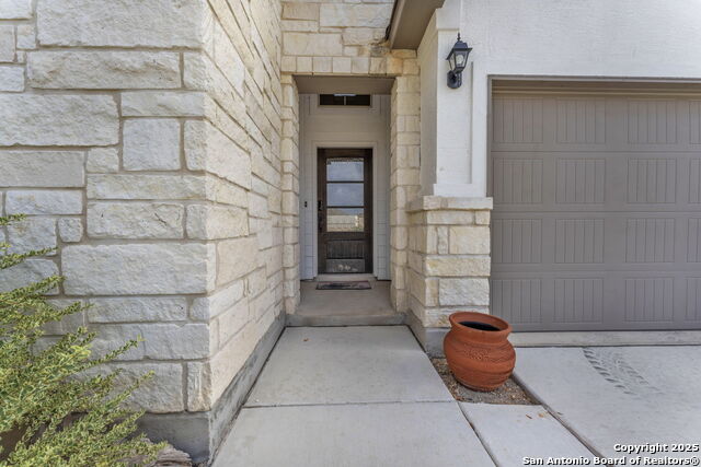 Image 4 of 49 For 4174 Garden Path