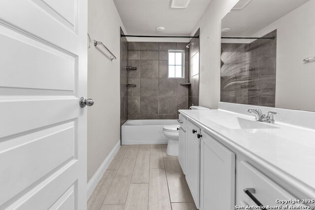 Image 42 of 49 For 4174 Garden Path