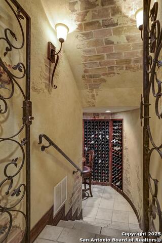 Image 18 of 65 For 7 Park Mountain E