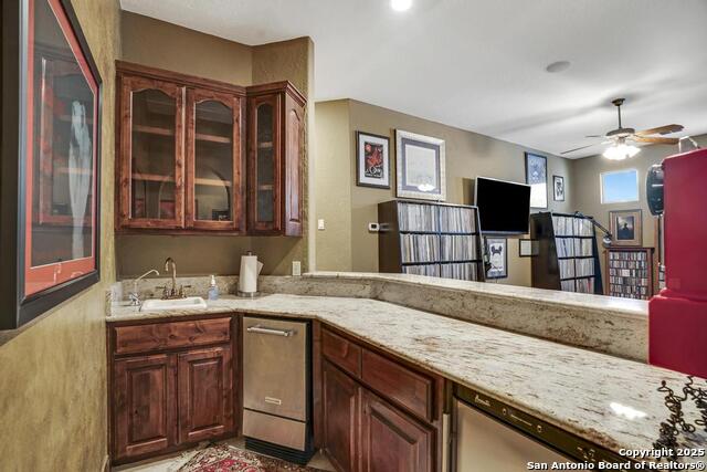 Image 33 of 65 For 7 Park Mountain E