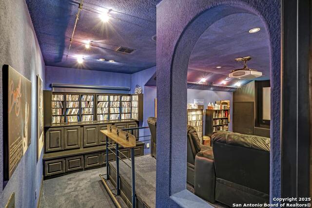 Image 38 of 65 For 7 Park Mountain E