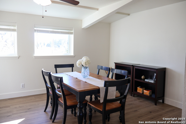 Image 14 of 34 For 1031 Shin Oak