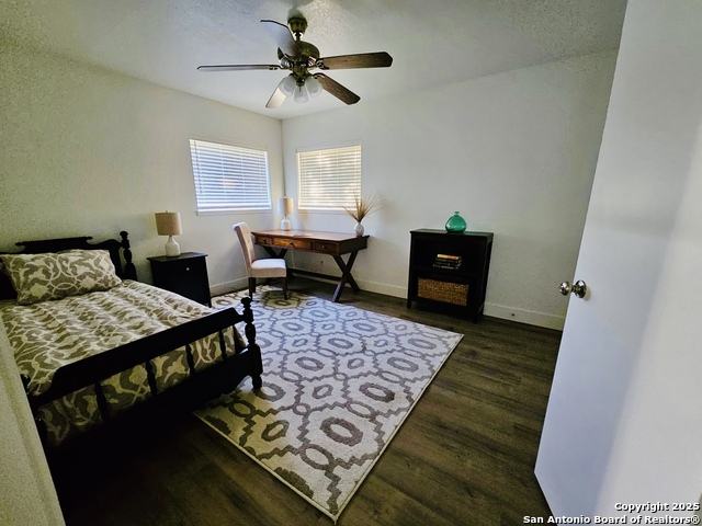 Image 23 of 34 For 1031 Shin Oak