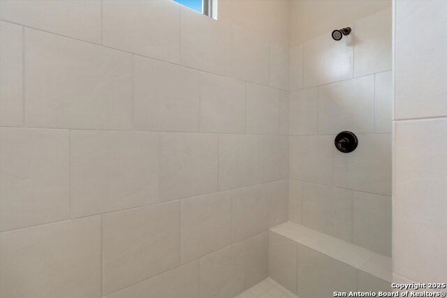 Image 16 of 27 For 31138 Osage Run