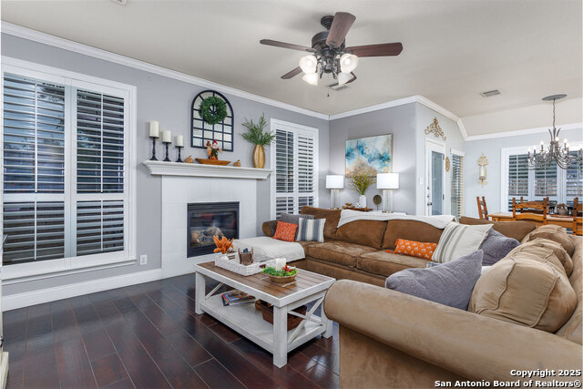 Listing photo id 11 for 9026 Colfax  