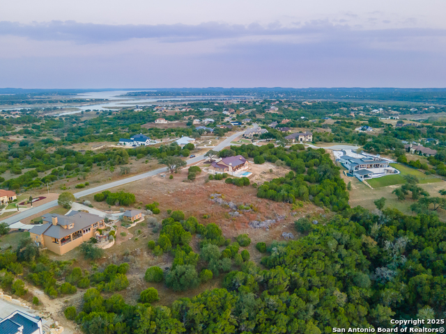 Image 5 of 18 For 972 Mystic Pkwy