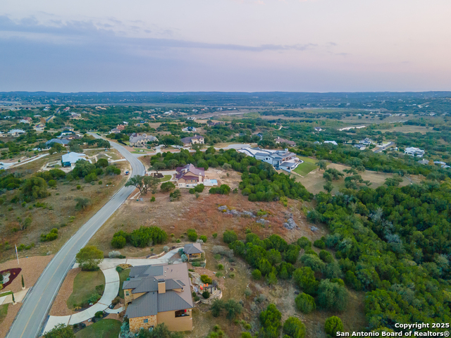 Image 6 of 18 For 972 Mystic Pkwy