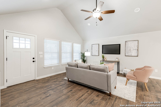 Image 14 of 28 For 1316 Cedar Bend